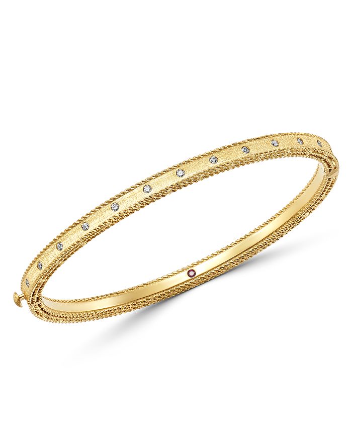 18K Yellow Gold Princess Diamond Hinged Bangle Bracelet
